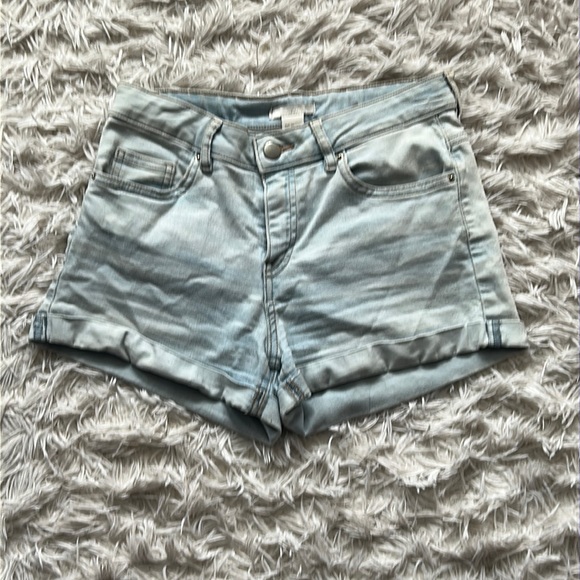 Denim short - Picture 1 of 4